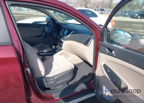 2018 Hyundai Tucson Sel z USA, uszkodzony, nr VIN KM8J33A41JU614933